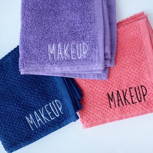 Makeup Wash Cloth | Makeup Towel | Monogrammed Wash Cloth | Monogrammed Hand Towel | Monogrammed Towel | Dorm Room Gift | Housewarming Gift