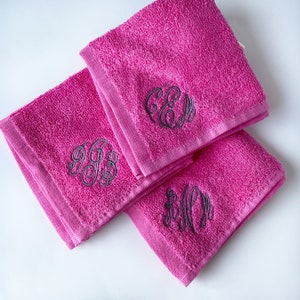 Monogrammed Wash Cloth | Monogrammed Towel | Makeup Wash Cloth | Monogrammed Hand Towel | Makeup Towel | Dorm Room Gift | Housewarming Gift