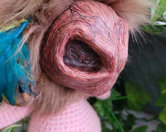 Estatua Tiki Solitaria