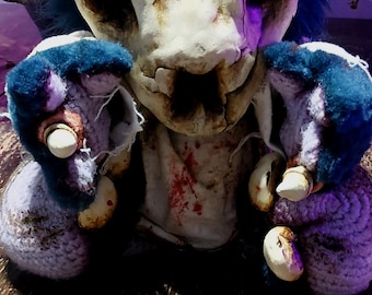 Peluche de calavera de adivinación hecho a medida