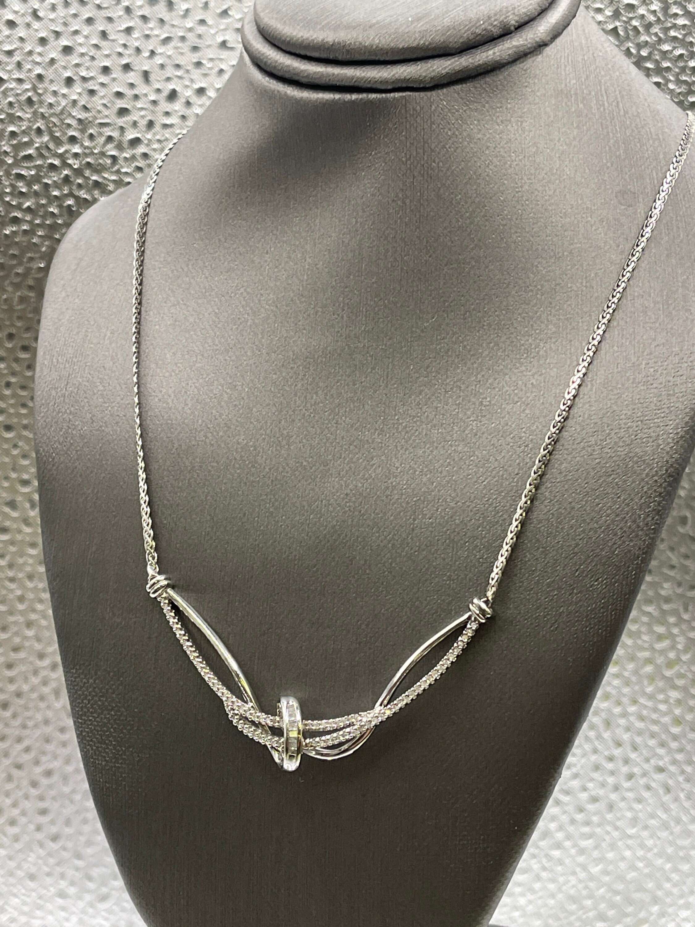 ◆STONEHENgE◆ Love Knot Silver Cubic Necklace SA24C51T Ladies Sterling Silver Love Knot Stone Design Necklace - Etsy