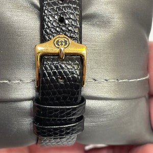 Vintage Gucci 4500M Quartz Watch - Etsy