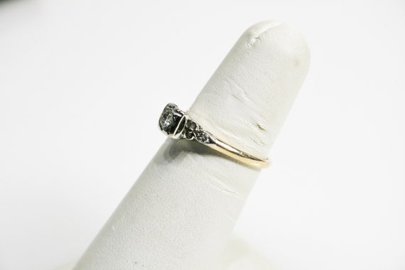 Vintage 14KT Yellow Gold Diamond Engagement Ring - image 3