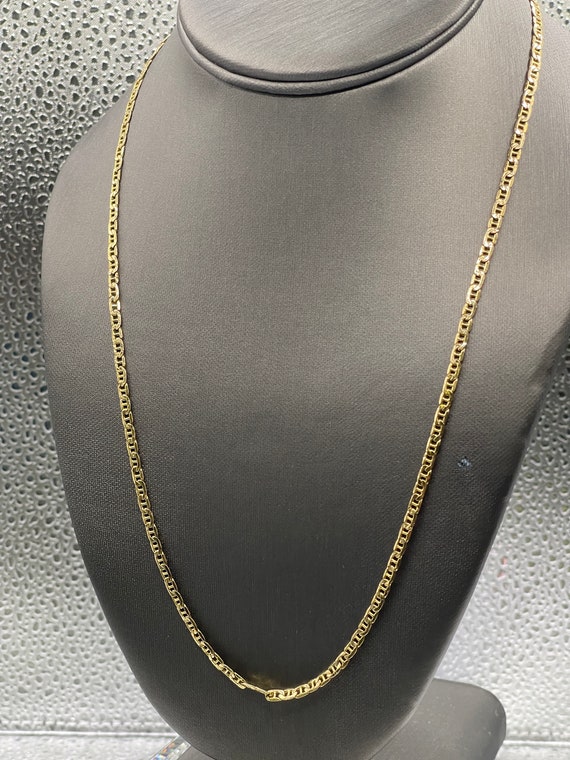 14 Karat Yellow Gold Oval Link Chain