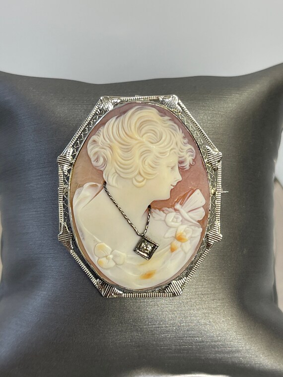 A Gorgeous Antique 14 Karat Gold Cameo - image 2