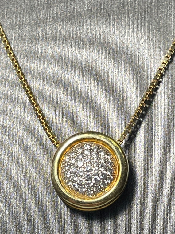 18KT YG Round Diamond Cluster Necklace