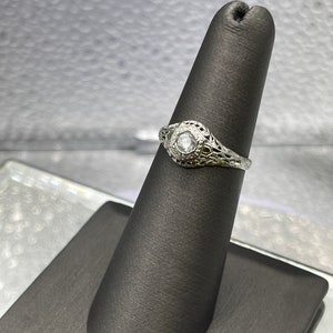 Vintage Ladies 18 Karat White Gold Filagree Diamond Ring | Vintage Diamonds | Women&#39;s Vintage Jewelry | Anniversary Ring | Gift for My Wife