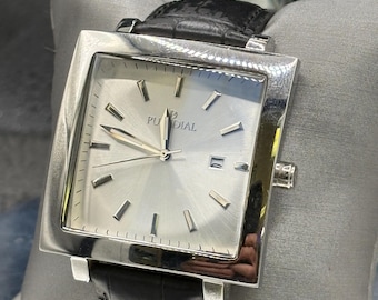 Vintage Puredial Square Legacy Ladies/Gents Wrist Watch