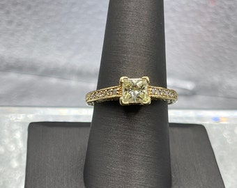 Ladies 14 Karat Yellow Gold Princess Cut Diamond Engagement Ring