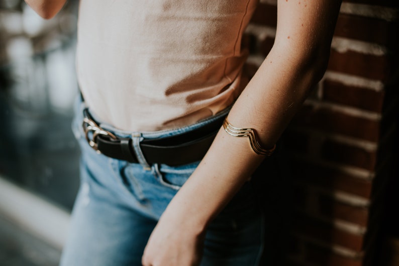 Arrow Golden Cuff