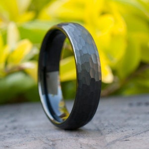 Black Tungsten Hammered Ring Men Women Wedding Band 6MM Size 4 to 14 Husband Wife Classic Brushed  Anniversary Engagement Gift Engrave Opt