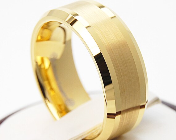 Gold Tungsten Ring Classic Men Women Wedding Band Male 8MM Size 5 to 15 Middle Brushed Design Great His or Her Anniversary Engagement Gift