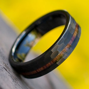Black Tungsten Hammered Ring Wood Inlay 6MM Men Women Brush Wedding Band Comfort Fit Size 4 to 15 Male Female Fashion Anniversary Gift Idea