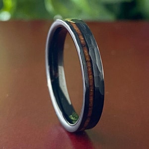 Black Tungsten Thin Hammered Ring Wood Inlay 4MM Women Men Wedding Band Brushed Style Size 4 to 14 Her His Anniversary Engagement Gift Idea