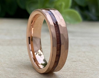 Bague en tungstène or rose martelé homme femme incrustation de bois 6 mm alliance unisexe brossé taille 5 à 14 homme son cadeau d'anniversaire de la Saint-Valentin