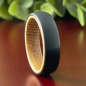 Black Tungsten Carbide Men's Wedding Band Whiskey Barrel Wood Ring Anniversary Gift 6MM Width Size 5 to 14 Male Engagement Promise Ring