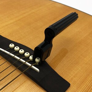 String winder for acoustic or electric guitars, ukuleles, various colors, acrylic, Moon image 4