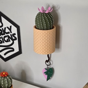 Cactussleutelhanger Cactussleutelhanger | Bloeiende Bloem Wandmontage Sleutelhouder Spikey Cactus Magneet Sleutelhanger Hanger ForgeCore Functioneel Home Decor