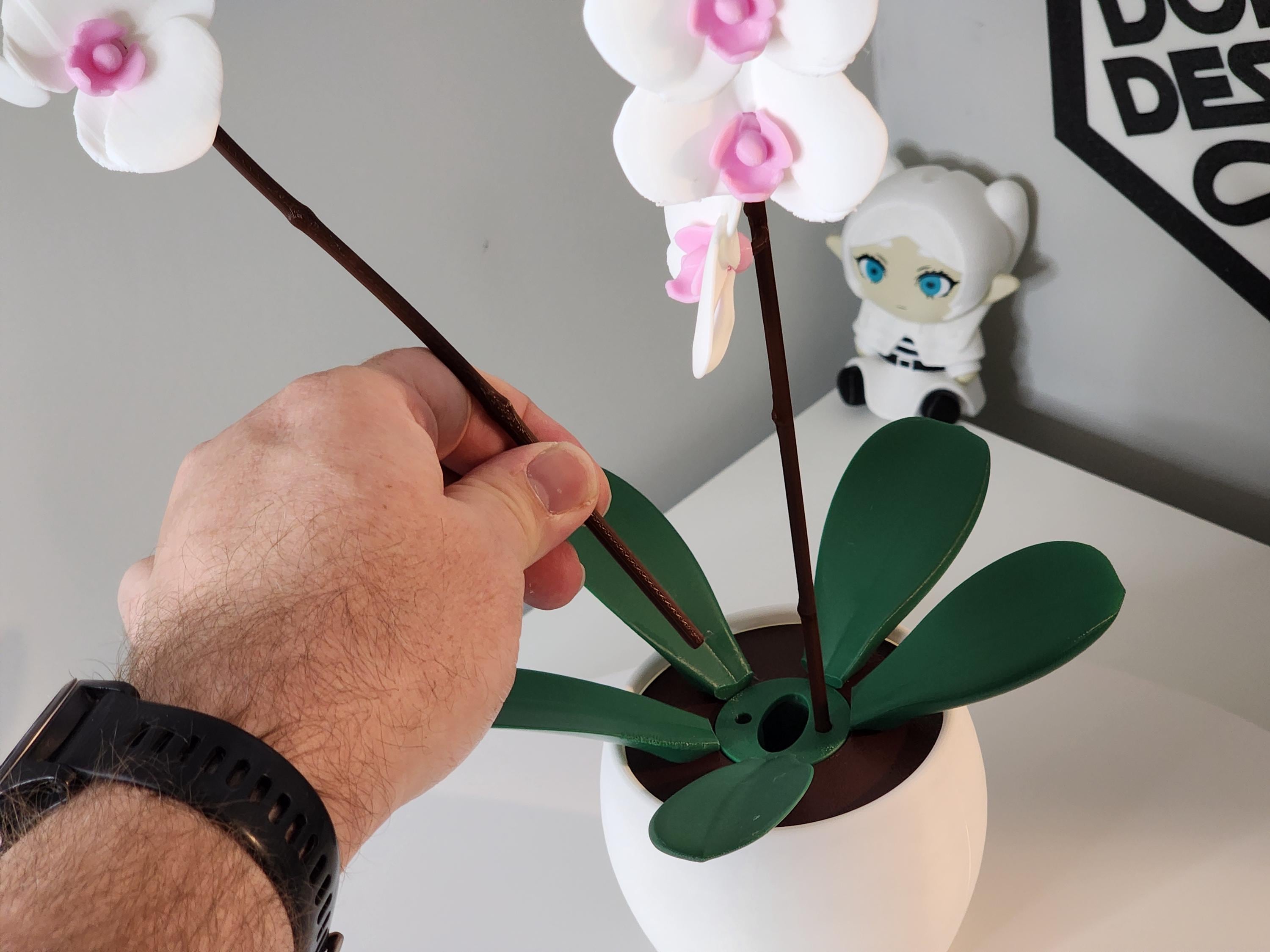 Aromatic Orchid Oil Diffusor and Incense Holder With Spinning