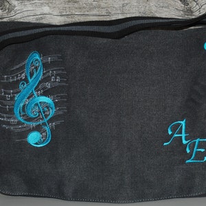 Notentasche/Schultertasche mit Monogramm personalisiert bestickt