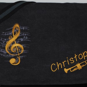 Schultertasche - Notentasche mit Notenschlüssel und Musikinstrument bestickt