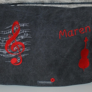 Notentasche bestickt mit Name und Instrument