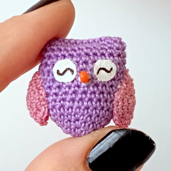 Micro owl figurine. Crochet tiny dollhouse toy for doll nursery. Fairy kei small fake bird animal replica miniature diorama prop accessories