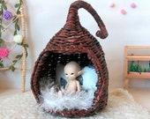 Miniature hanging hideout. 1 12 scale dollhouse fairy bed. Realpuki Pukipuki PukiFee BJD doll chair wicker seat. Cat dog pet nest furniture