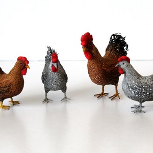 Miniature chicken figurine cotton felt hen rooster dollhouse garden farm props 2 inch accessory tiny realistic bird village BJD doll diorama