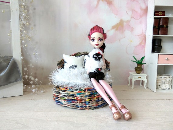 Doll sofa round wicker boho miniature bed for dollhouse Blythe Barbie furniture