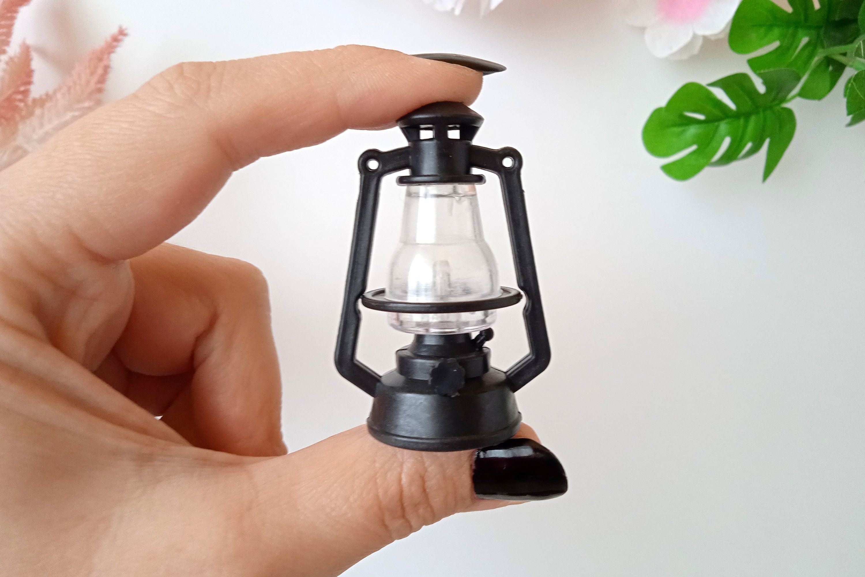 Lampe miniature 1/12 à poser électrifiée maison de poupée..