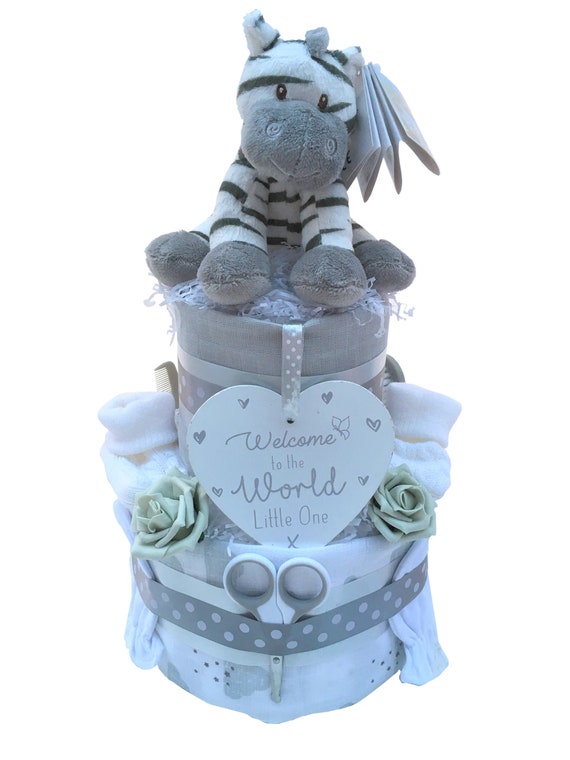neutral nappy cake