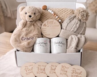 Luxury Baby Gift Set, New Parents Mugs, Newborn Neutral Themed Hamper