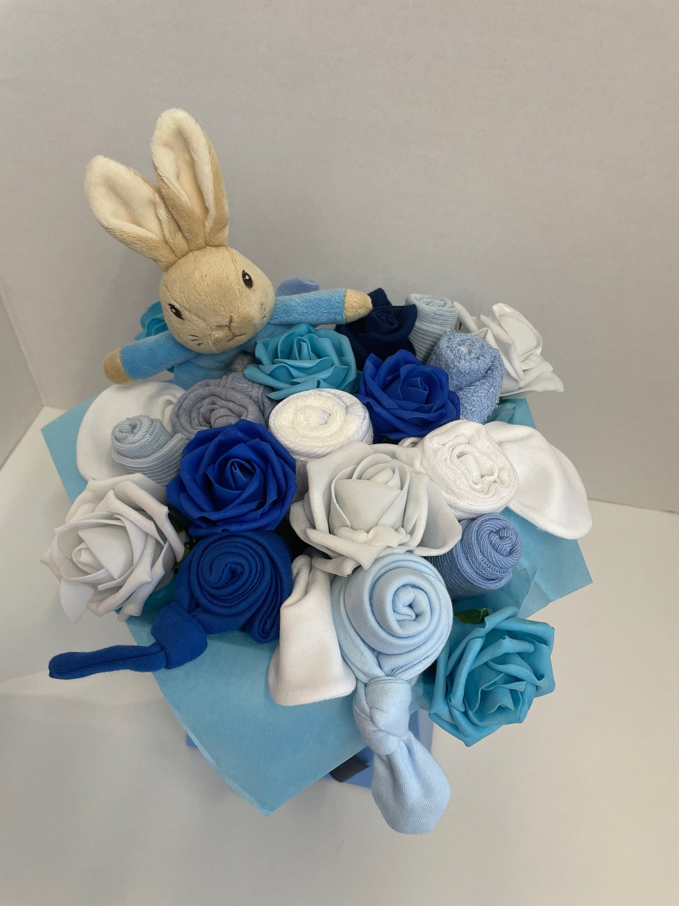 Baby clothing bouquet new baby gift Peter rabbit Flopsy Etsy 日本