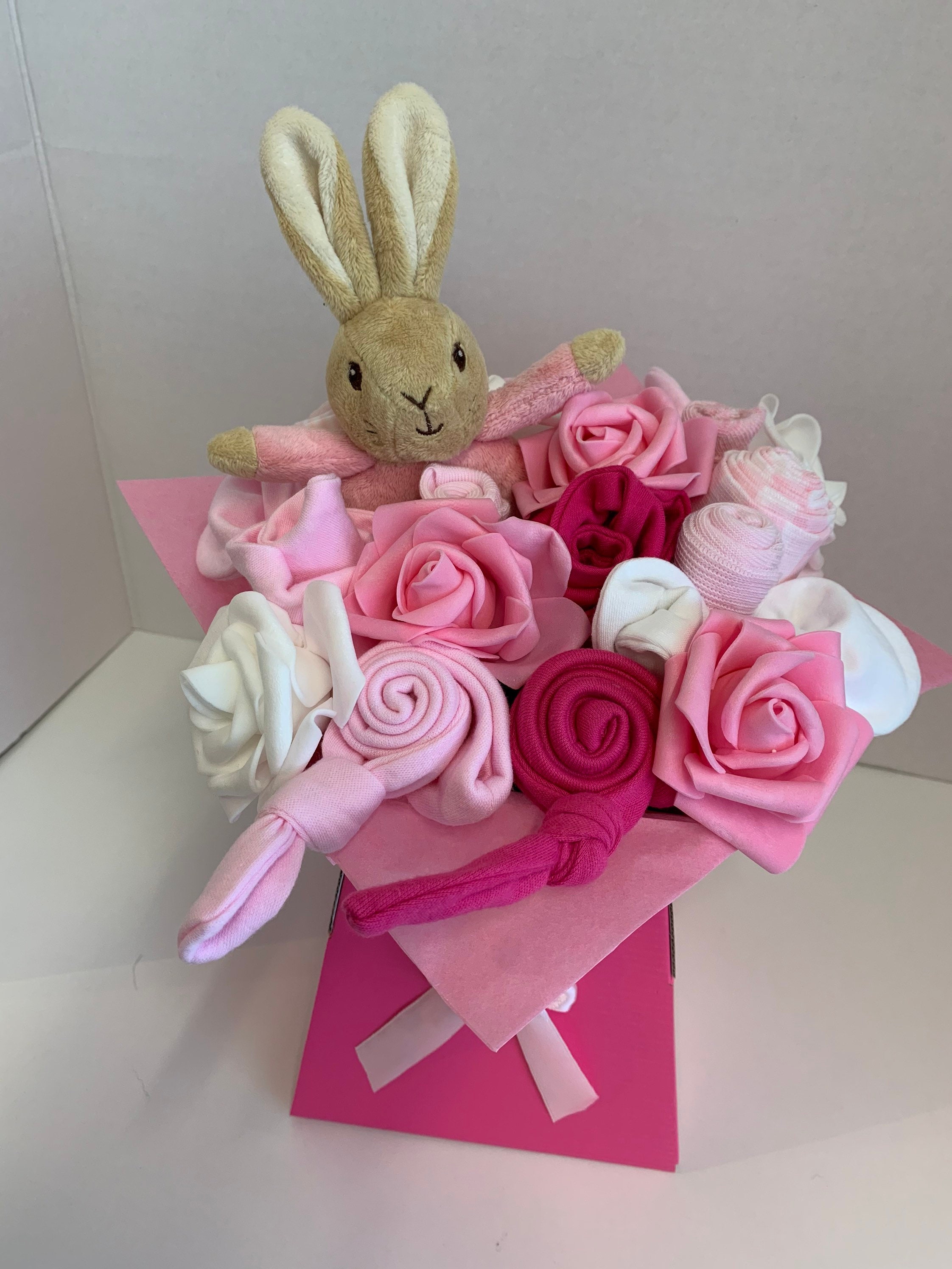 Baby clothing bouquet new baby gift Peter rabbit Flopsy Etsy 日本