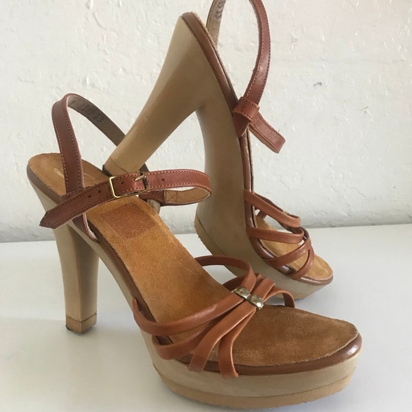 Sbicca vintage womens strappy platform heels size 6