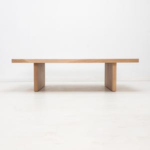 LILY Deluxe Coffee Table - Japandi Style, Durable Walnut, Minimalist Living Room Furniture Bild 6