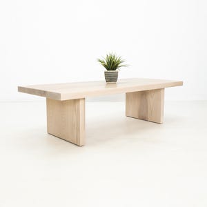 LILY Deluxe Coffee Table - Japandi Style, Durable Walnut, Minimalist Living Room Furniture Bild 16