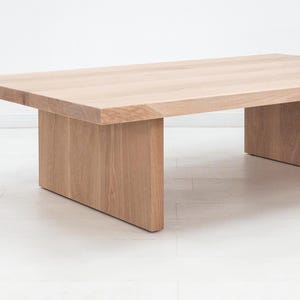 LILY Deluxe Coffee Table - Japandi Style, Durable Walnut, Minimalist Living Room Furniture Bild 8