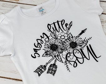 Koszulka Sassy Little Soul: Koszulka z kwiatowym nadrukiem dla małych dziewczynek
