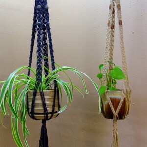 Brown or black macrame plant hanger jute + wood Beads, indoor pot holder vintage decor 70s style medium hanging planter for hippie boho home