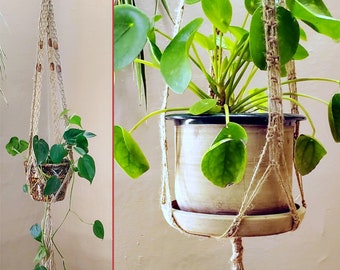 Brown or black macrame plant hanger jute + wood Beads, indoor pot holder vintage decor 70s style medium hanging planter for hippie boho home