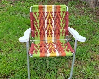 Folding lawn chair in retro 70s colors, handmade vintage style macrame outdoor furniture - camp, festival, van life handmade forest fathers