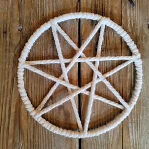 Seven Pointed Star Wall Hanging ornament, Minimalist Fiber Art Witch Home Decor, Metaphysical Witchy Art for Altar Rearview Charm Heptagram 7 Inches