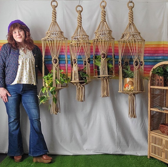 XL Macrame Plant Hanger: Vintage Style 70s Home Decor - Etsy