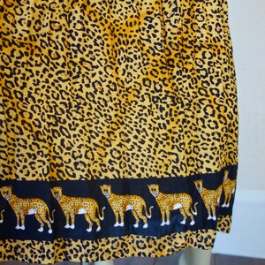 Robe vintage à imprimé léopard, petite, moyenne ou grande, robe d'été sexy sans manches à smocks, imprimé animalier de l'an 2000 avec de fines bretelles image 4
