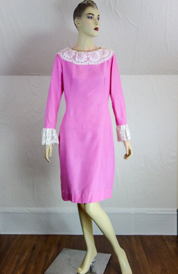 Vintage 60s bubblegum pink baby doll dress size m… - image 5