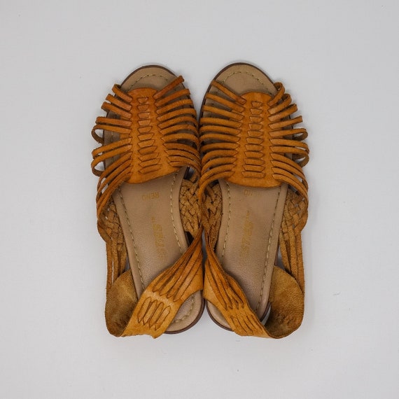 comfortable huarache sandals