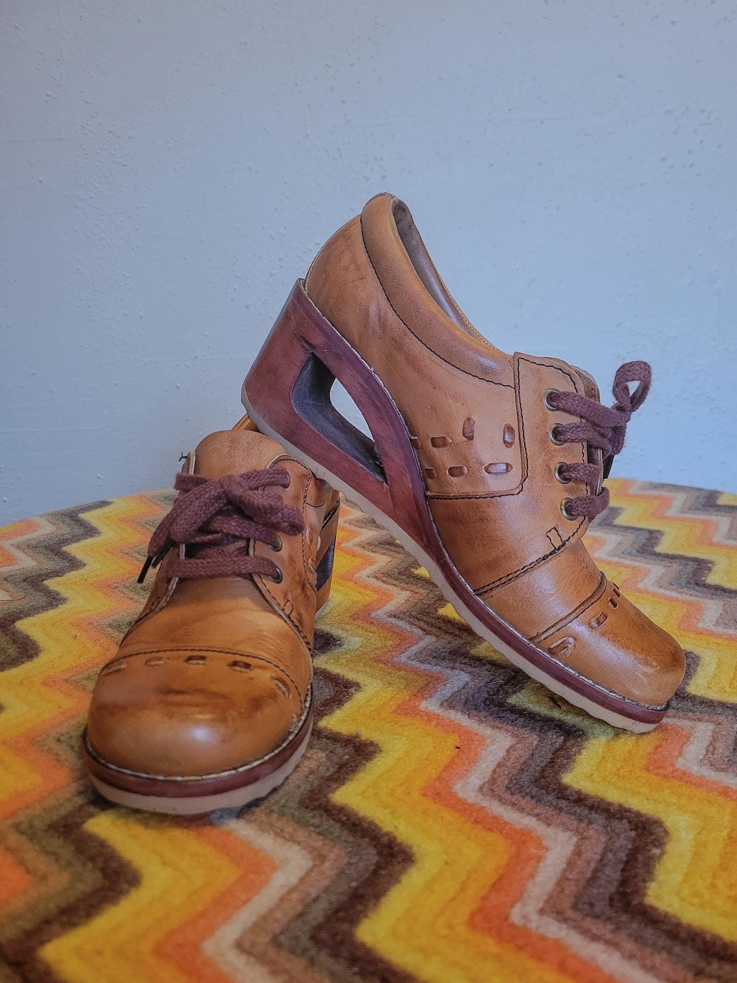 Knapp work shoes top