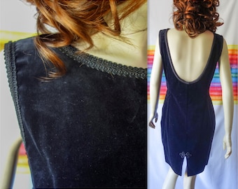 90s velvet mini bodycon dress size small, low back LBD short tight tank party dress, black sleeveless minimalist goth cocktail minidress